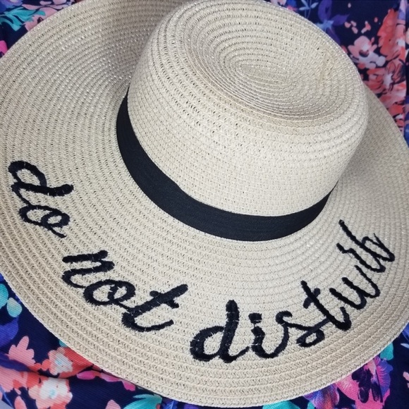 NWT. Do Not Disturb Wide Brim Beach Hat - Picture 4 of 4